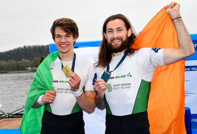 fintan-mccarthy-and-paul-odonovan-celebrate-with-their-1st-place-medals