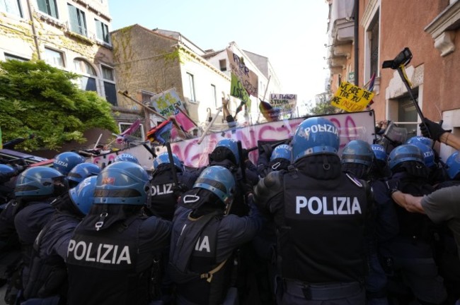 italy-g20-finance-protest