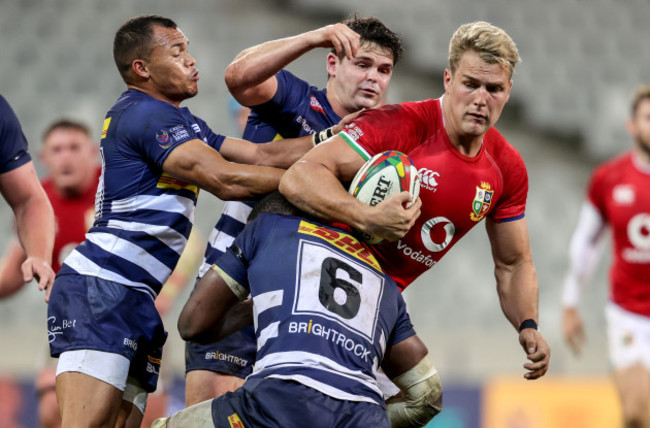 duhan-van-der-merwe-is-tackled-by-tim-swiel-and-nama-xaba