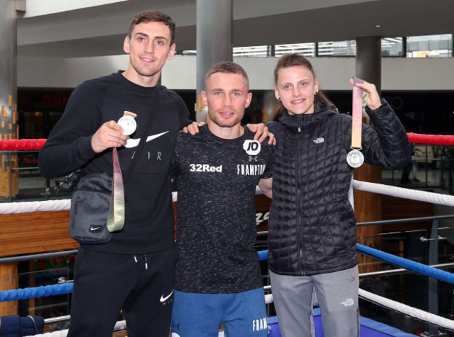 carl-frampton-with-aidan-and-michaela-walsh