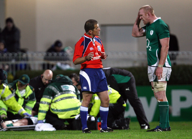 paul-oconnell-speaks-with-referee-marius-jonker