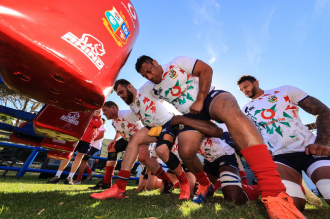 tadhg-furlong-with-luke-cowan-dickie-mako-vunipola-and-courtney-lawes