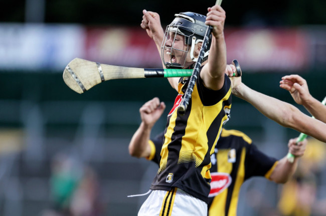 harry-shine-celebrates-at-the-final-whistle