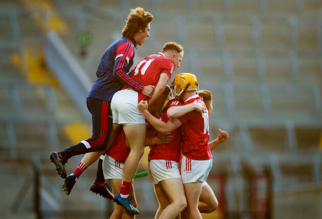 cork-players-celebrate-winning