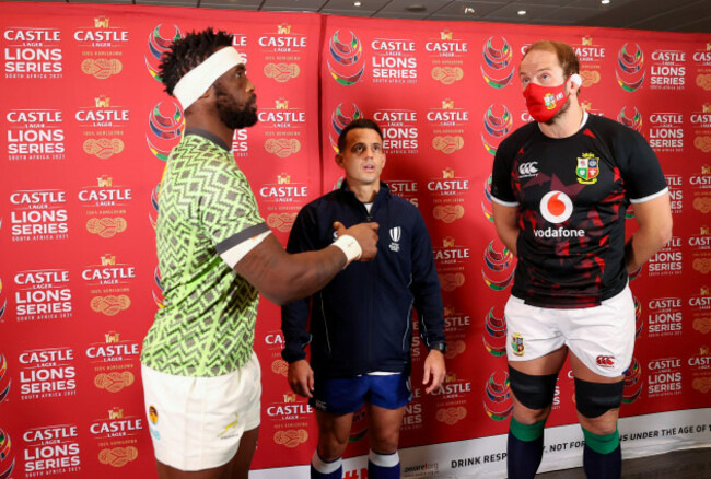 siya-kolisi-at-the-coin-toss-with-nic-berry-and-alun-wyn-jones