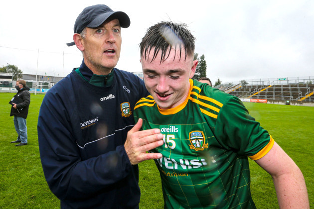 cathal-obric-celebrates-with-hughie-corcoran-282021