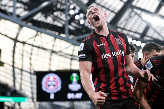 ciaran-kelly-celebrates-ali-cootes-second-goal