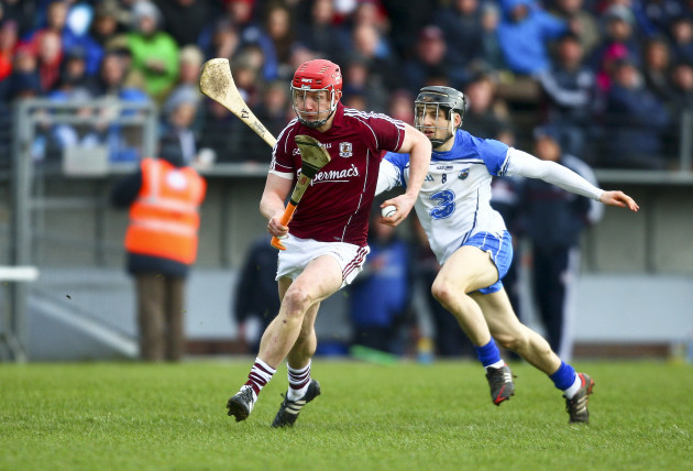 joe-canning-in-action-against-jamie-barron