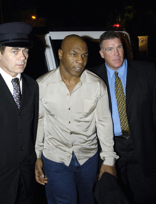 mike-tyson-arrives-in-ireland