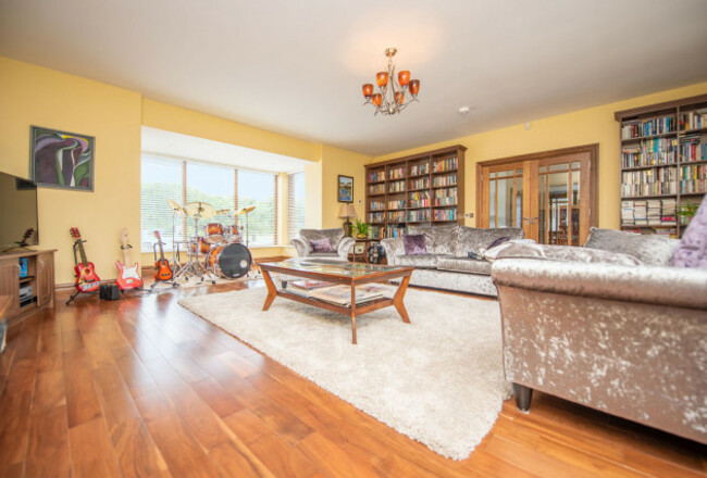 ZmUzZjZmZmFkN2JiZTI4ZDA0YjkxMDUzMDRiODAyMWVGRi8JOm9qhtmvnJrTvCzMaHR0cHM6Ly9zMy1ldS13ZXN0LTEuYW1hem9uYXdzLmNvbS9tZWRpYW1hc3Rlci1zM2V1L2MvOS9jOTg1ODE0ODc1MWIyYWQ5YjNkZGRkYTg2NTdiYWM3OC5qcGd8fHwxMjAwfHx8fHx8fA==