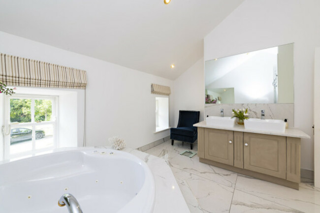 NzQ0ZWYxNDEwMTdhNzgwNGI3ZWU0MGY5YmNjZjM3ODL3CUPnPoB3Nyzgys4UhUpOaHR0cHM6Ly9zMy1ldS13ZXN0LTEuYW1hem9uYXdzLmNvbS9tZWRpYW1hc3Rlci1zM2V1LzAvNC8wNDNlMWJmNDNhYjM1ZWY0NWRkY2Q3MzYwOGIwNDQ0OC5qcGd8fHwxMjAwfHx8fHx8fA==