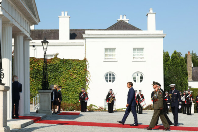 Macron at Aras 010