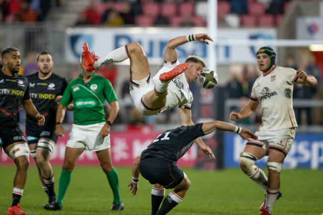 ivan-van-zyl-is-shown-a-straight-red-card-for-this-challenge-on-craig-gilroy