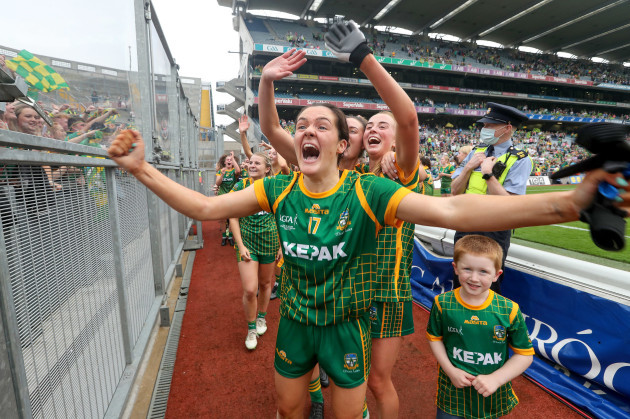 niamh-gallogly-celebrates-after-the-game