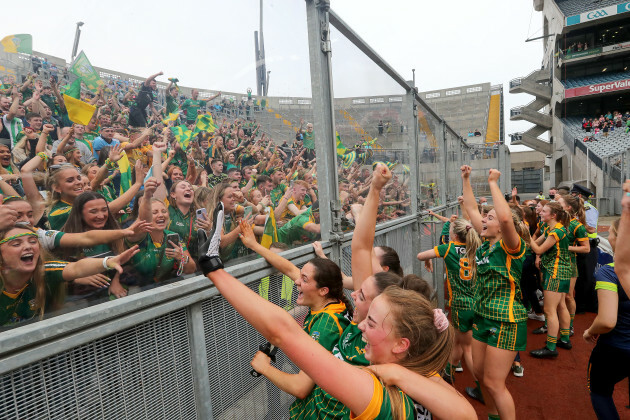 meath-players-celebrate-with-supporters-on-hill16