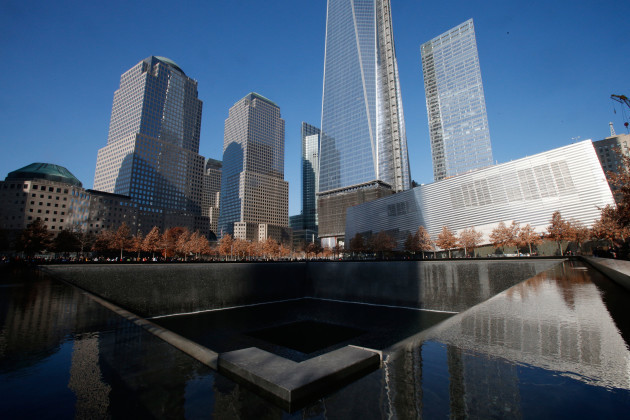 ground-zero-the-national-911-memorial-at-the-site-of-the-world-trade-center-in-lower-manhattan-new-york-usa