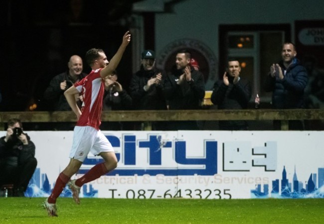 lewis-banks-celebrates-scoring-a-goal