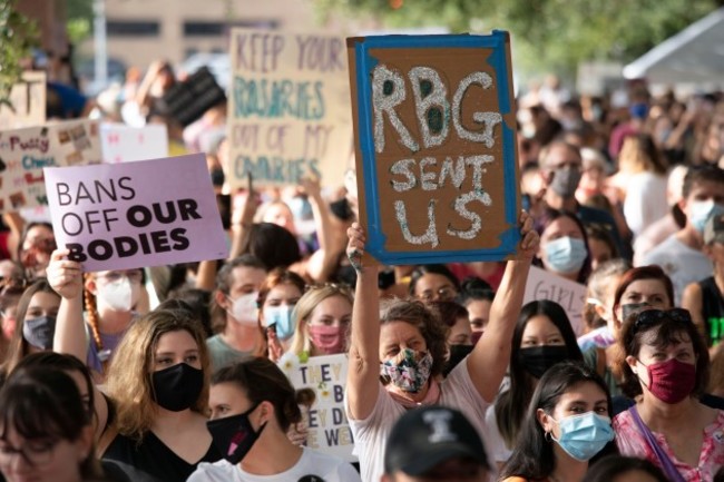 austin-tx-usa-2nd-oct-2021-several-thousand-texas-women-rally-at-the-capitol-south-steps-to-protest-recent-texas-laws-passed-restricting-womens-right-to-abortion-a-restrictive-texas-abortion-la