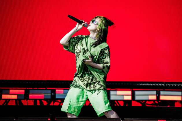 billie-eilish-performs-live-on-stage-at-leeds-festival-uk-25th-aug-2019