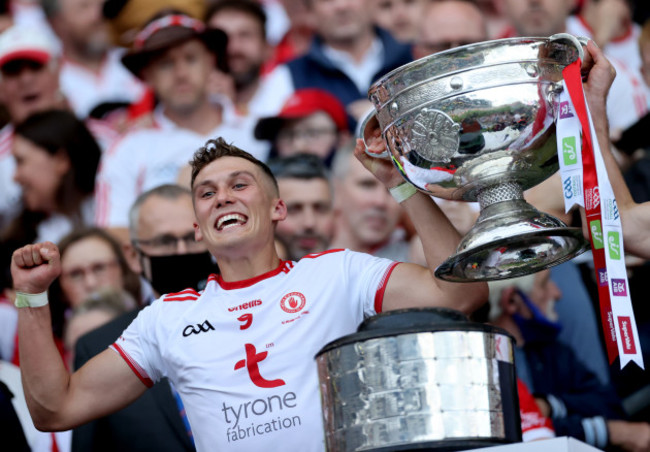 conn-kilpatrick-celebrates-with-the-sam-maguire