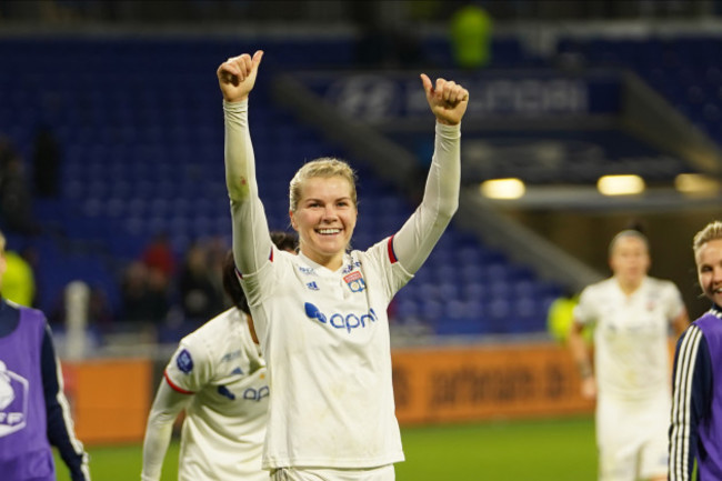 olympique-lyonnais-vs-paris-st-germain-division-1-feminine