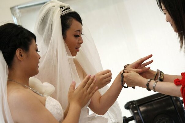 Taiwan Holds First Same Sex Buddhist Wedding · Thejournalie 8338