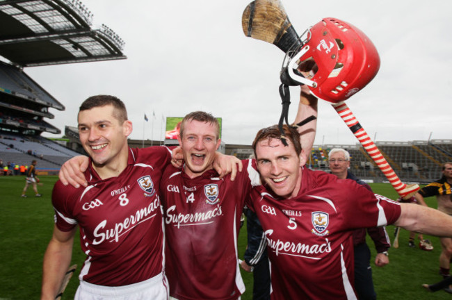 iarla-tannian-joe-canning-and-niall-donoghue-celebrate