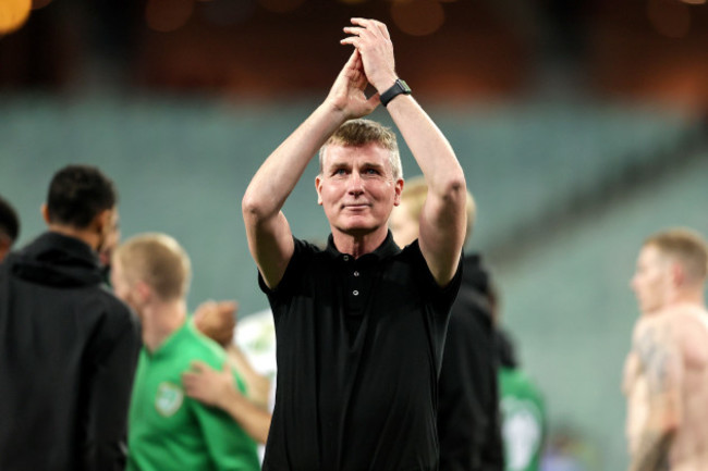 stephen-kenny-applauds-the-fans-after-the-game