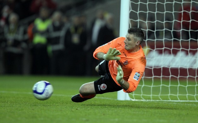 ciaran-kelly-saves-his-first-penalty-of-the-shoot-out