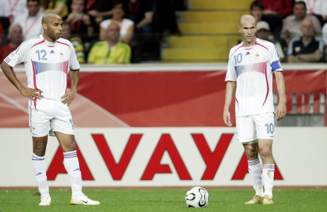 football-brazil-v-france-2006-fifa-world-cup-germany-quarter-final-waldstadion-frankfurt-1706-frances-zinedine-zidane-right-and-thierry-henry-mandatory-credit-action-images-alex-m