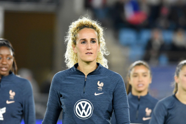 kheira-hamraoui-france-warms-up-during-the-2019-womens-friendly-game-football-match-between-france-and-denmark-on-april-8-2019-at-la-meinau-stadium-in-strasbourg-france-photo-melanie-laurent