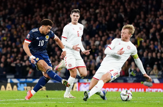 scotlands-che-adams-has-a-shot-on-goal-during-the-fifa-world-cup-qualifying-match-at-hampden-park-glasgow-picture-date-monday-november-15-2021