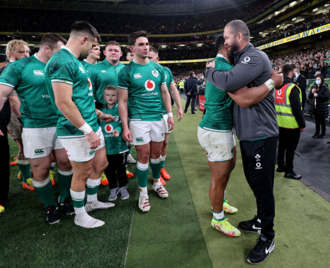 bundee-aki-and-andy-farrell-celebrate