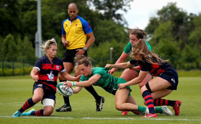 megan-burns-scores-a-try