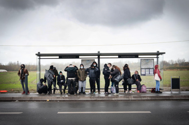 migrants-in-grand-synthe-near-dunkirk-france-who-still-hope-to-cross-the-english-channel-after-a-boat-capsized-off-the-french-coast-with-the-loss-of-31-lives-on-wednesday-an-emergency-search-was-spa