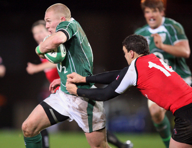 keith-earls-gets-tackled-by-ciaran-hearn