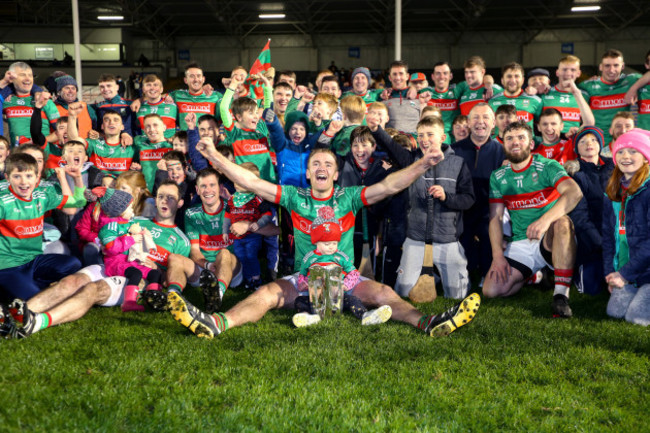 the-loughmore-castleiney-team-celebrate-winning