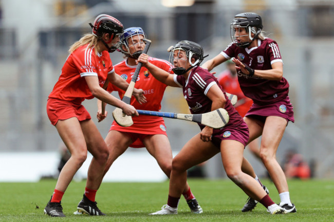 dervla-higgins-and-siobhan-gardiner-with-ciara-osullivan-and-orla-cronin