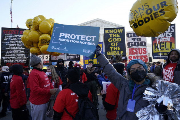 washington-us-december-1-2021-pro-life-and-pro-abortion-rights-protesters-rally-outside-as-u-s-supreme-court-hears-arguments-in-dobbs-v-jackson-womens-health-organization-in-washington-on-dec