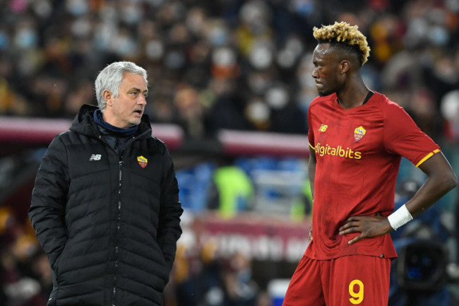 stadio-olimpico-rome-italy-28th-nov-2021-serie-a-football-league-roma-versus-torino-roma-trainer-jose-mourinho-and-tammy-abraham-of-as-roma-credit-action-plus-sportsalamy-live-news