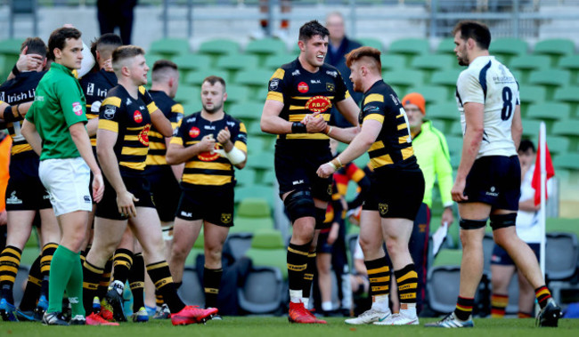 conor-hayes-celebrates-with-eoin-oconnor