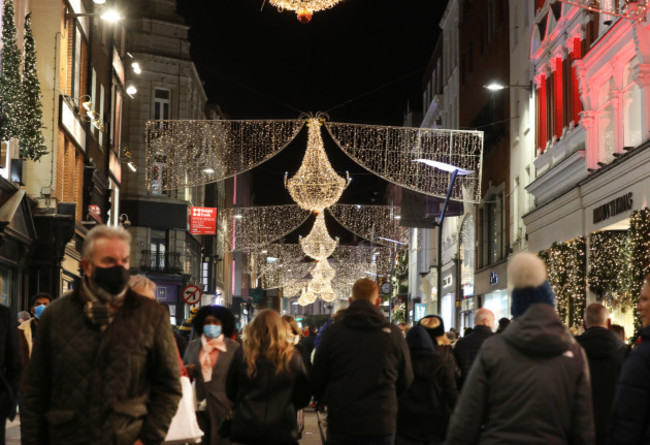 grafton-street-at-night