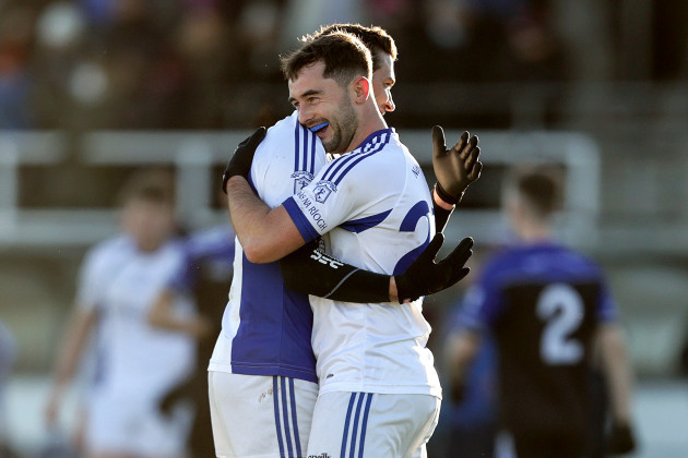 barry-murphy-celebrates-after-the-game-with-eamonn-callaghan