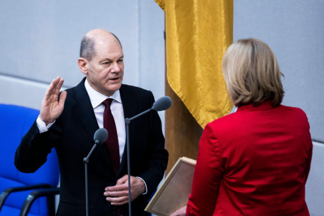 today-8th-dec-2021-federal-chancellor-olaf-scholz-l-and-baerbel-bas-president-of-the-bundestag-r-recorded-as-part-of-the-swearing-in-of-the-new-federal-government-in-berlin-december-8th-20