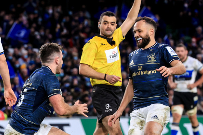 hugo-keenan-celebrates-after-scoring-a-try-with-jamison-gibson-park