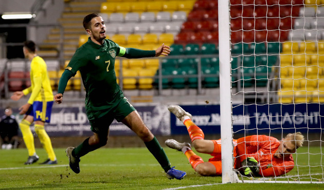 zak-elbouzedi-celebrates-scoring-his-sides-fourth-goal