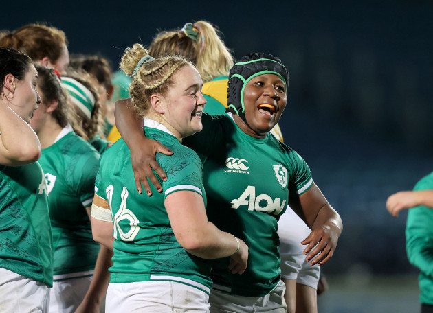 cliodhna-moloney-celebrates-after-the-game-with-linda-djougang