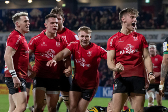 ethan-mcilroy-celebrates-scoring-their-third-try