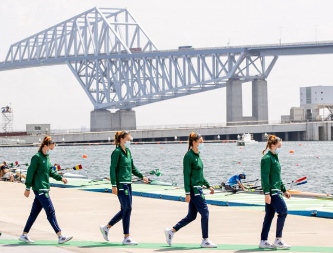 aifric-keogh-eimear-lambe-fiona-murtagh-and-emily-hegarty-walk-up-to-collect-their-bronze-medals