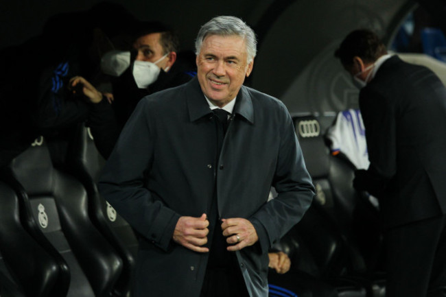 carlo-ancelotti-coach-of-real-madrid-during-the-spanish-championship-la-liga-football-match-between-real-madrid-and-cadiz-cf-on-december-19-2021-at-santiago-bernabeu-stadium-in-madrid-spain-photo